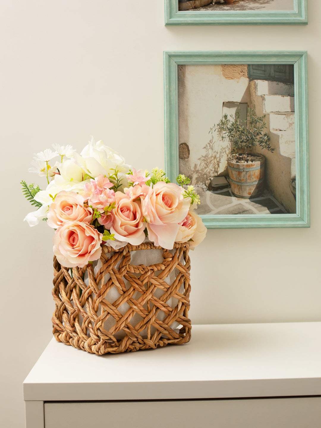 Naturallyours Water Hyacinth Décor Square Basket 20cmx20cmx20cm
